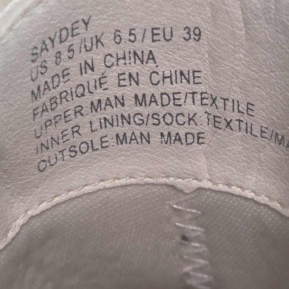 JustFab Cream Winter Boots - Picture 3 of 6